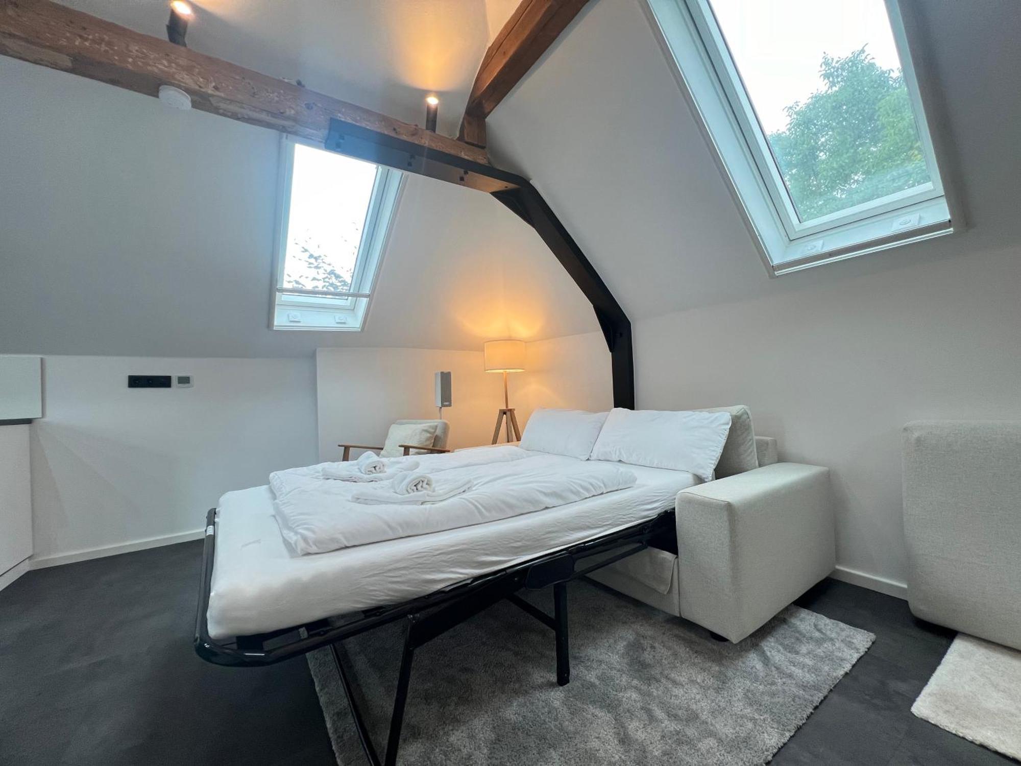 Ludwigshome - Zentrale Lage, Luxusbad, Workspace, Klima Λούντβιχσμπουργκ Εξωτερικό φωτογραφία